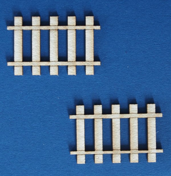 Hekjes  4 x 2,5 cm 1,5 mm dik chipboard 2 stuks